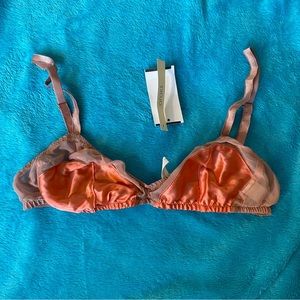 Araks Beatrice Bralette in a Mauve/Coral Pink color NWT Size Small.